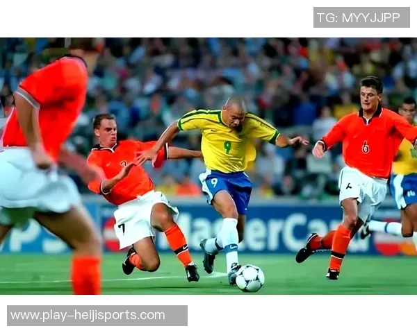 2014年世界杯巴西与荷兰激战回顾:一场令人难忘的季军争夺战 2014年世界杯巴西与荷兰激战回顾:一场令人难忘的季军争夺战